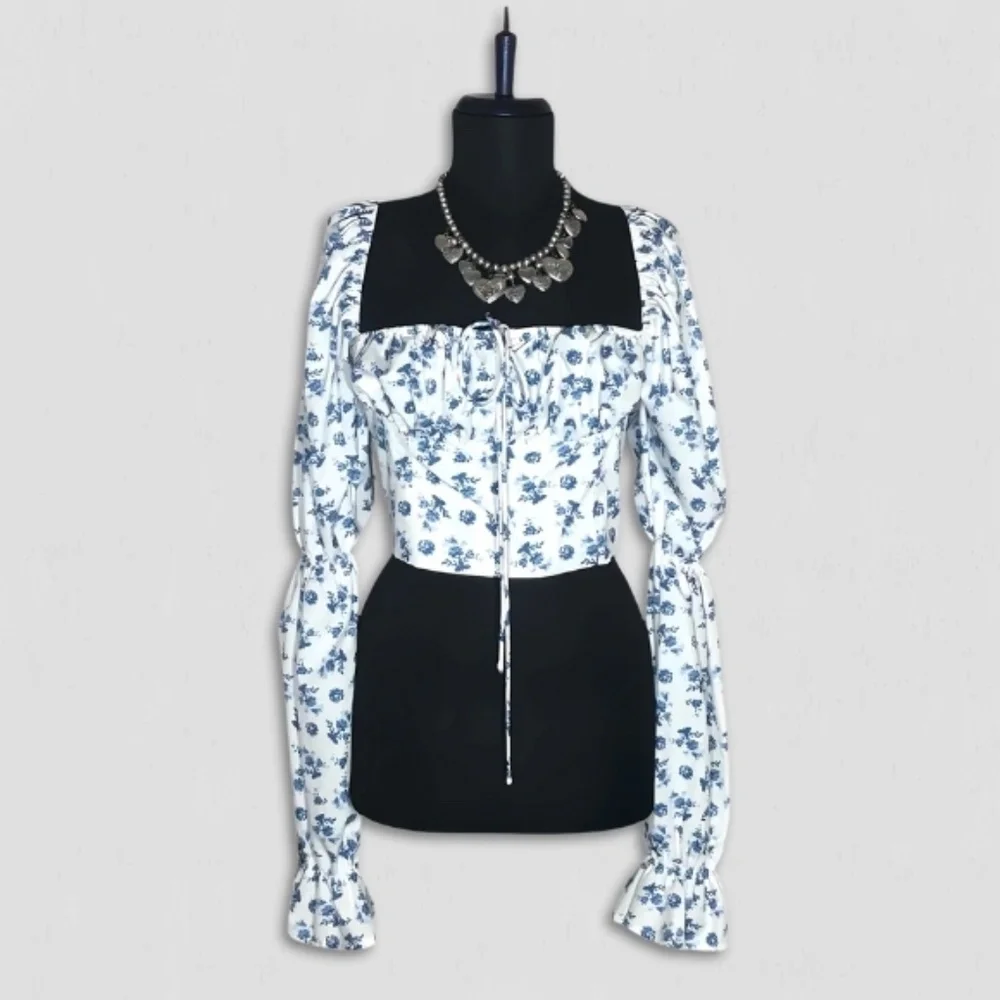 Vintage Y2K Floral Cropped Top Blue and White Medium - Picture 3 of 13